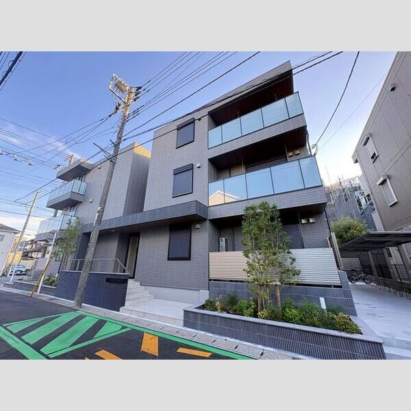 Maison Sarkland 建物画像