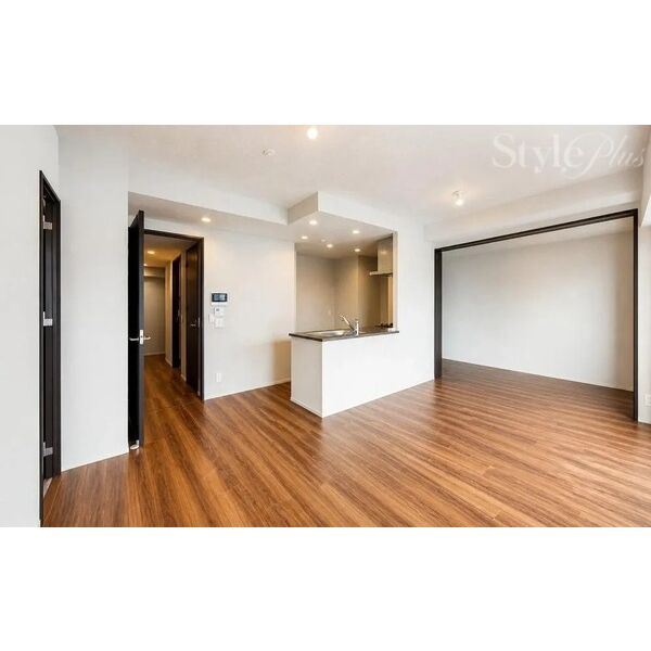 イノバス丸の内 室内写真2