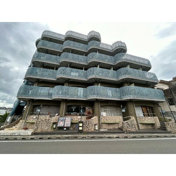 嶋本マンションVIII 建物画像