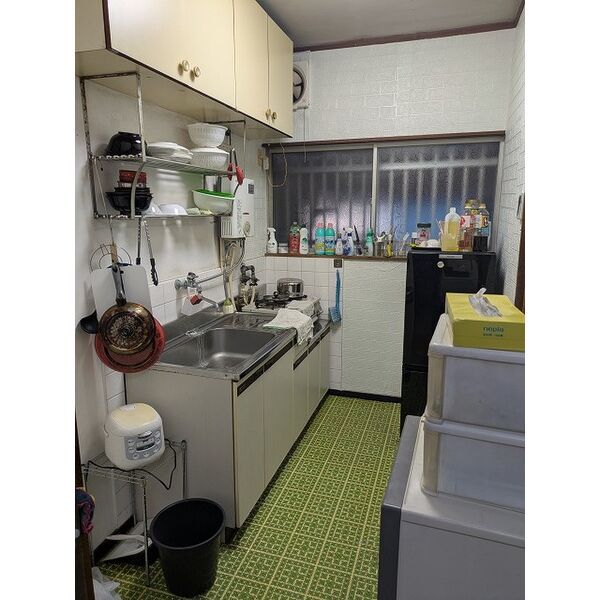 舞4丁目戸建 室内写真2