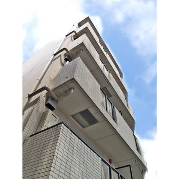 サンテミリオン千歳烏山 建物画像