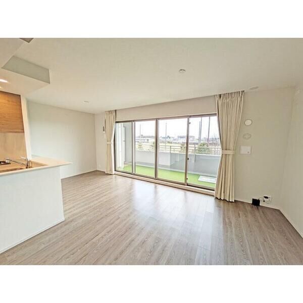 茨木ICO CITY West Court 室内写真1