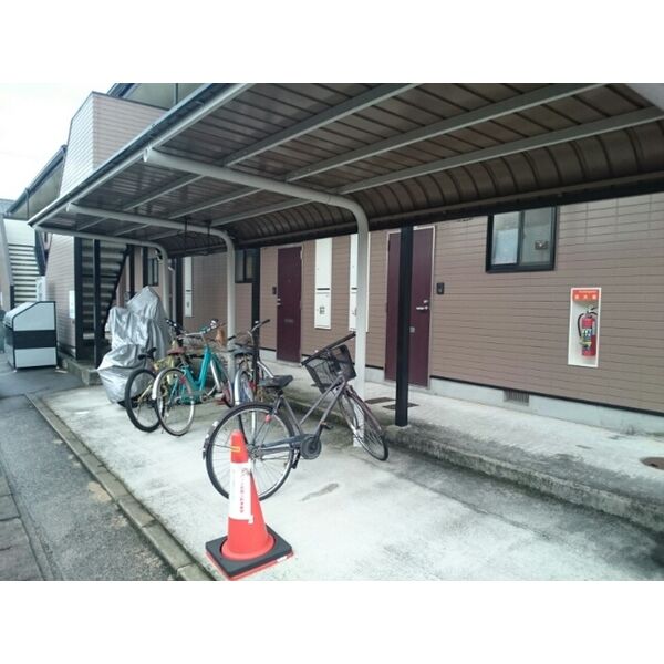 ファミール下之宮2 室内写真1