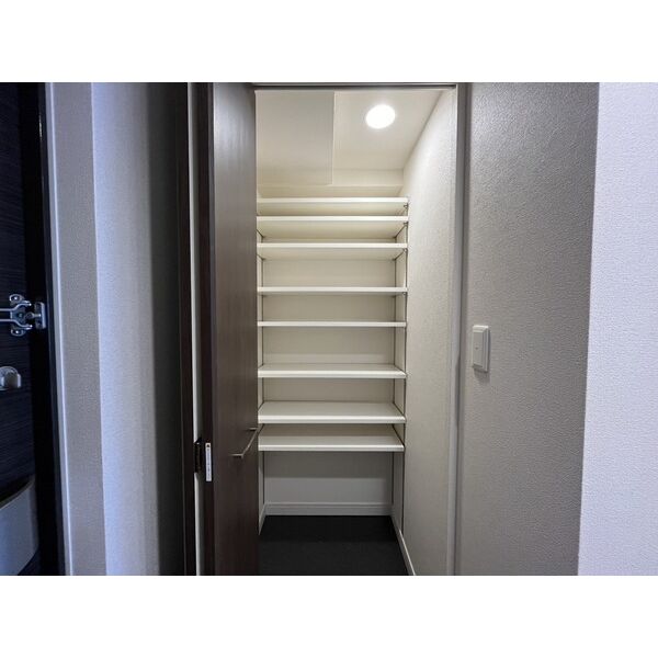 プレサンスNAGOYAファスト 室内写真10