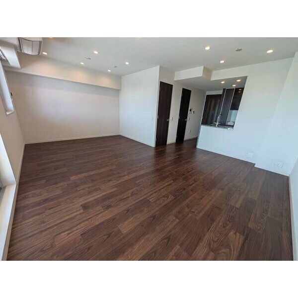 プラウドタワー名古屋久屋大通公園 室内写真1