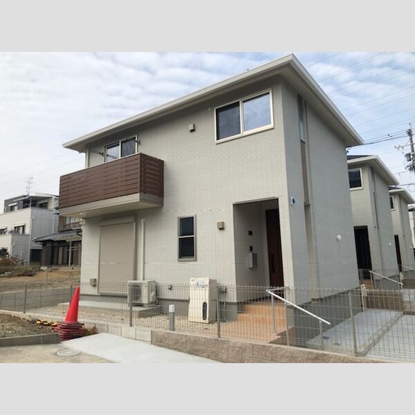 元八事2丁目貸家 建物画像