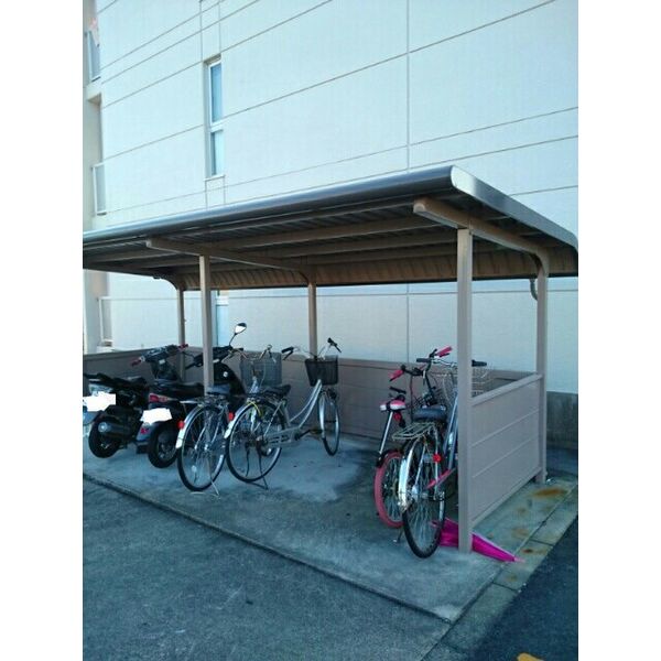 グランシャトー竹谷 室内写真3