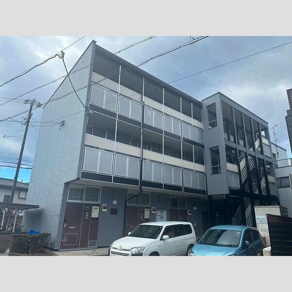 レオパレスアマルティア