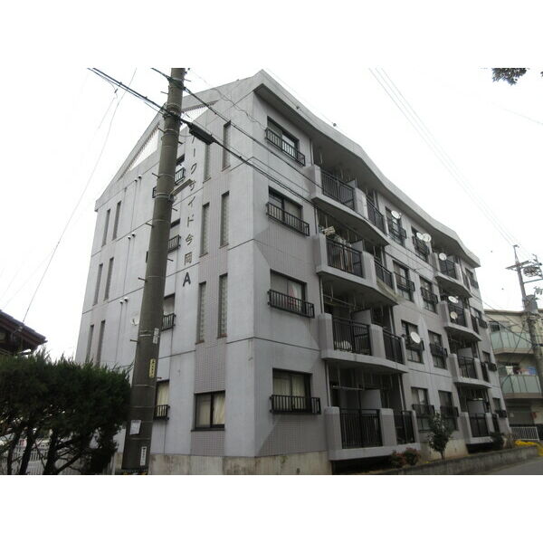 パークサイド今岡 A棟