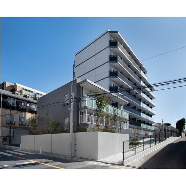 コンフォリア成増 建物画像