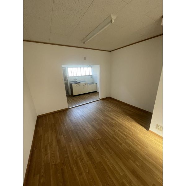 Re-Home加茂丁目テラスハウス 室内写真2