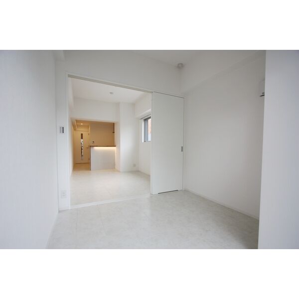 C.COLOR南新町 室内写真2
