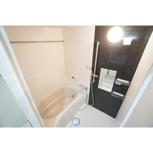 SK RESIDENCESなんば桜川EAST 室内写真3