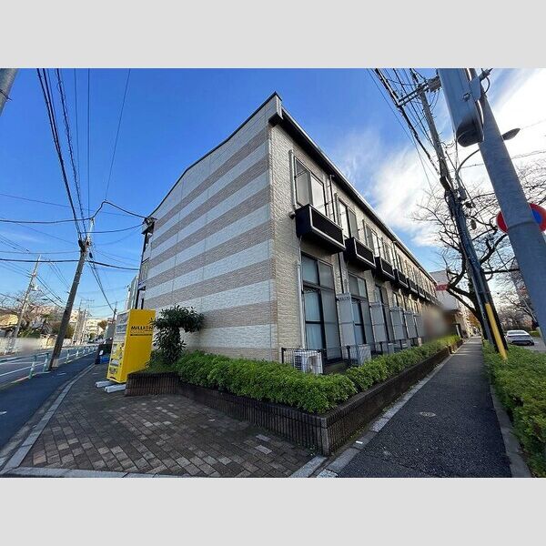レオパレスソレーユ 建物画像