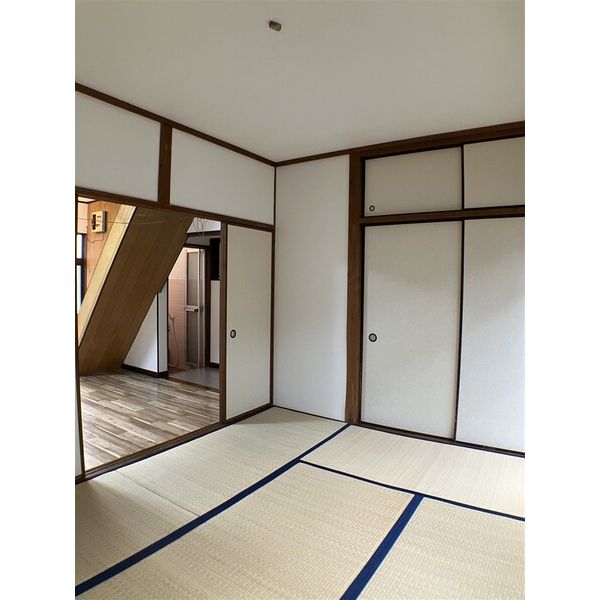 大垣浅草戸建て 室内写真2
