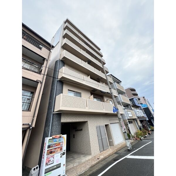 パウゼ西本町