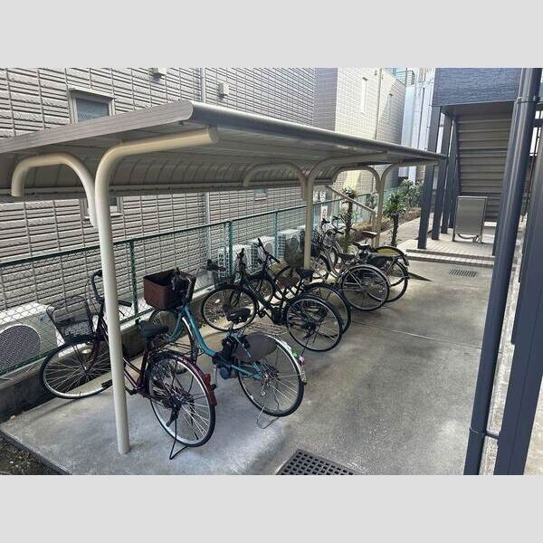 レオパレスラーク 室内写真8