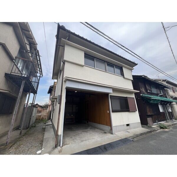 八尾市太田丁目54-戸建