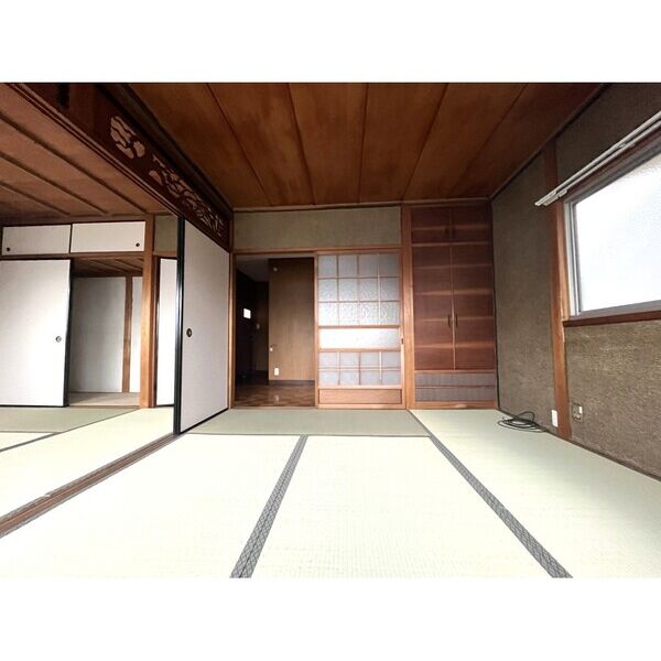 八尾市太田丁目54-戸建 室内写真3