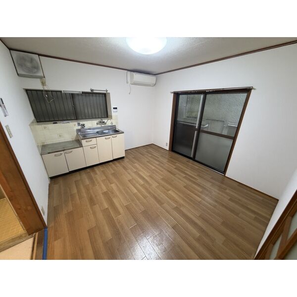 四條畷市南野2丁目貸家 室内写真4