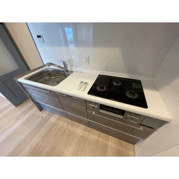 ローヤルマンション三軒茶屋 室内写真2