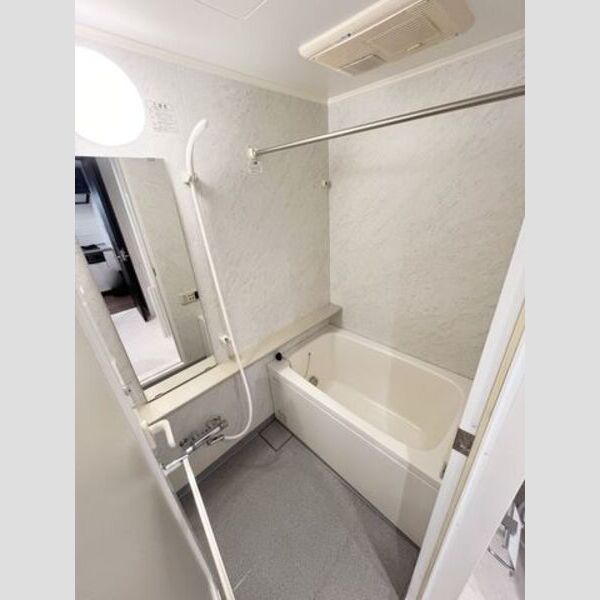 グラーサ西麻布 室内写真3