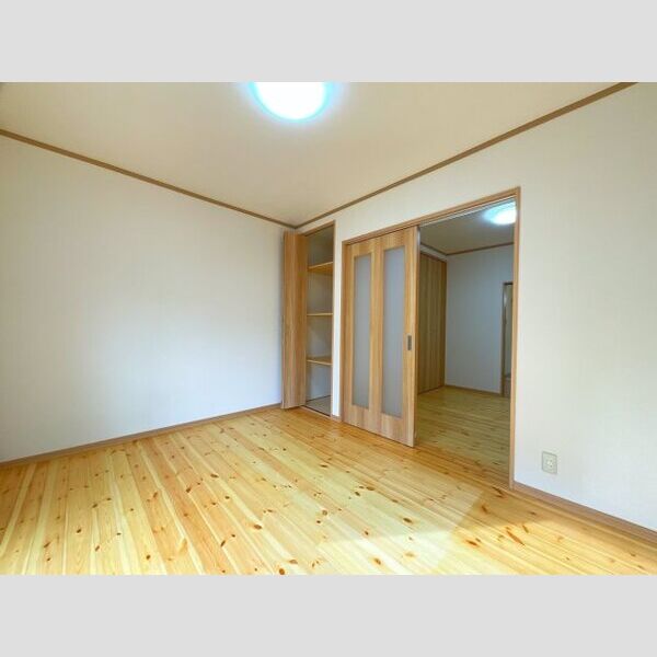 土方コーポ 室内写真2