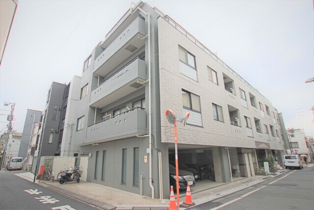 ミミッツカドマツ