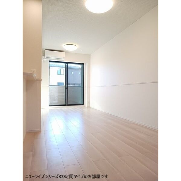 ヒカルサ船橋小室ノース 室内写真2