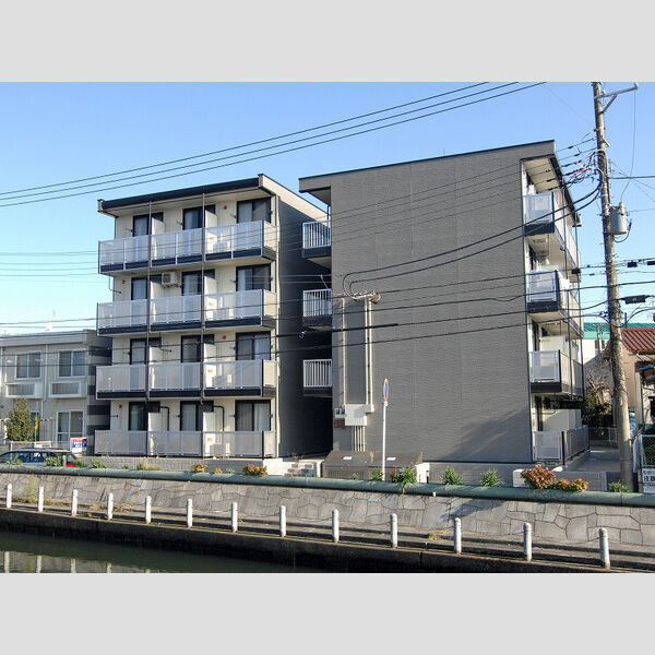 レオパレス海老川ハイツ