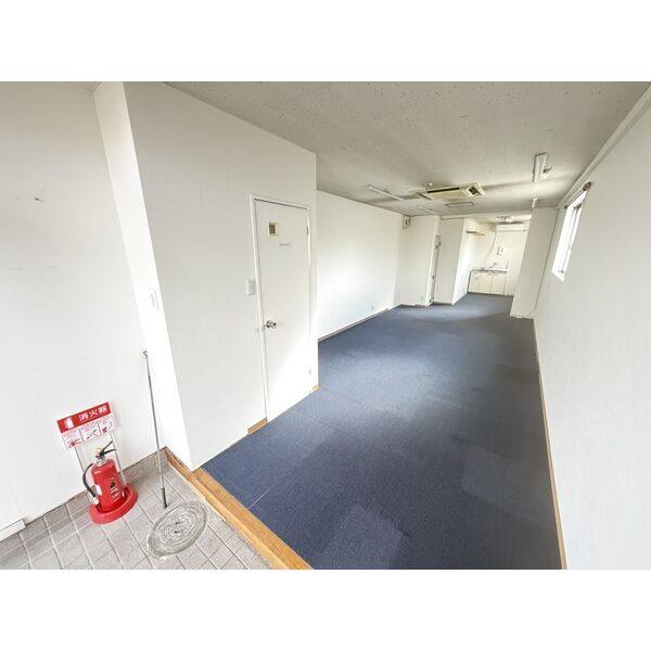 メゾン引山 1F店舗西号室 写真1