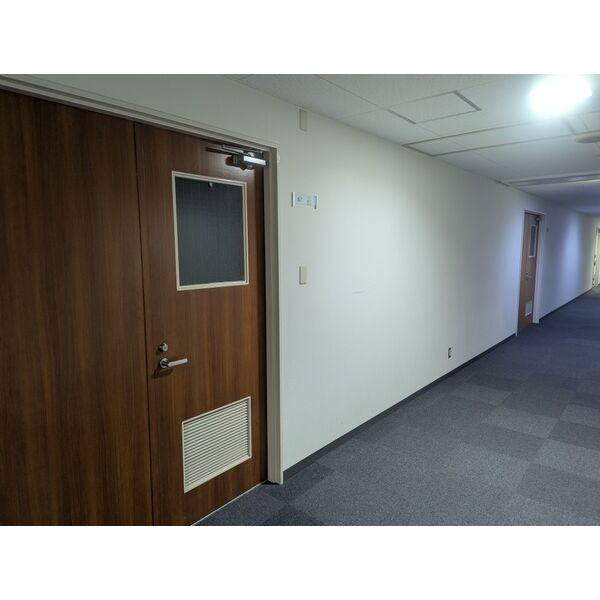 万松寺ビル 10F 写真1