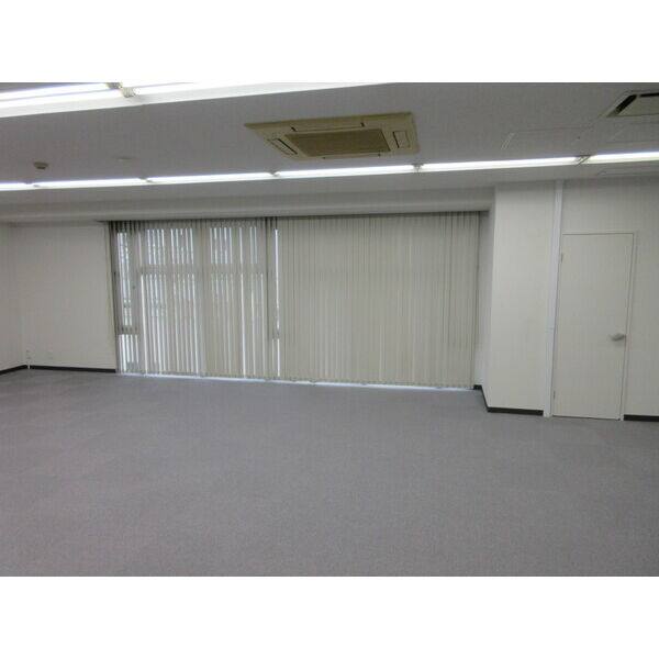 名古屋有楽ビル 写真2