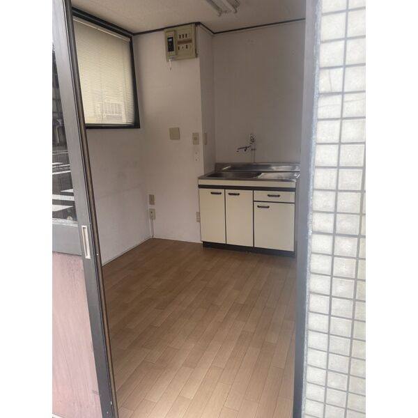平和ビル 写真2