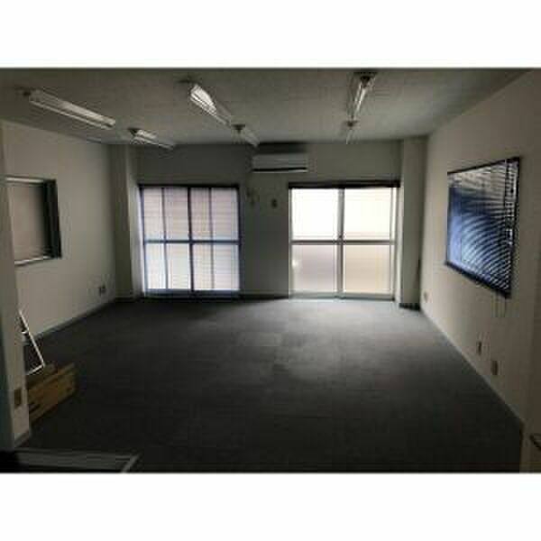 イトウビル 4階号室 写真2