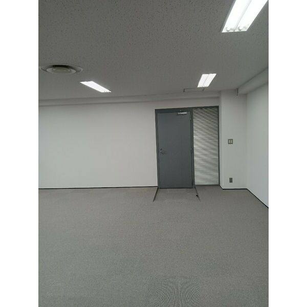 名興中駒ビル 写真9