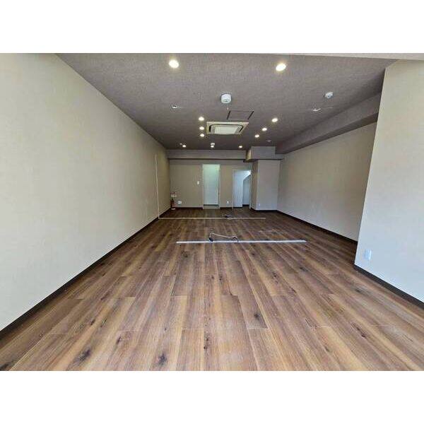 一宮駅東マンション 1階店舗号室 写真3