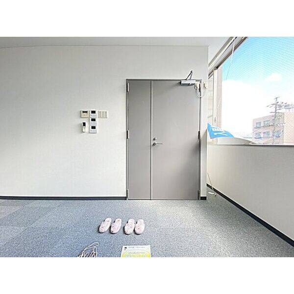 クレストビル 写真1