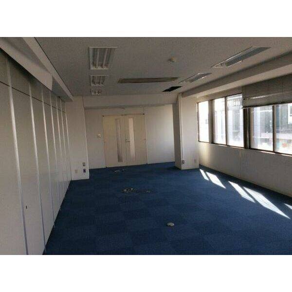 津新町中駒ビル 写真2