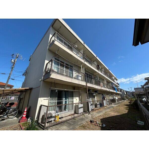 西川ハイツ 外観