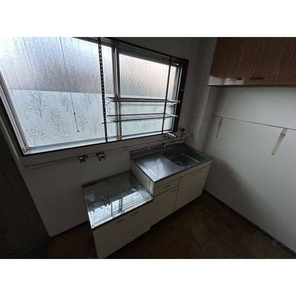 西川ハイツ 写真1