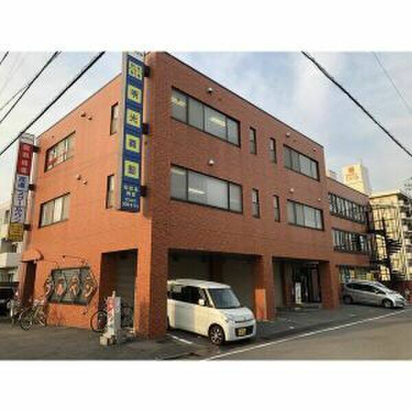 丸中ビル 外観
