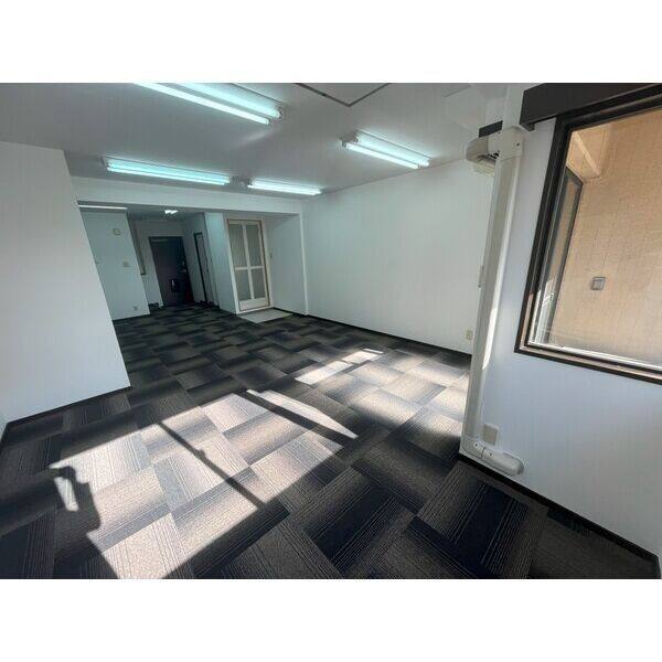 ISE名古屋ビル 写真3
