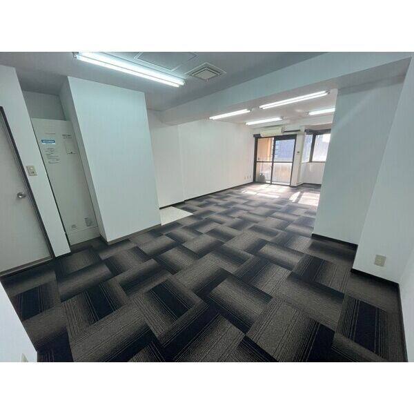 ISE名古屋ビル 写真6