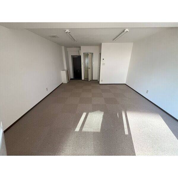 ISE名古屋ビル 写真2