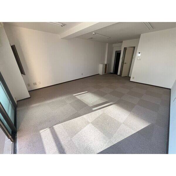 ISE名古屋ビル 写真6