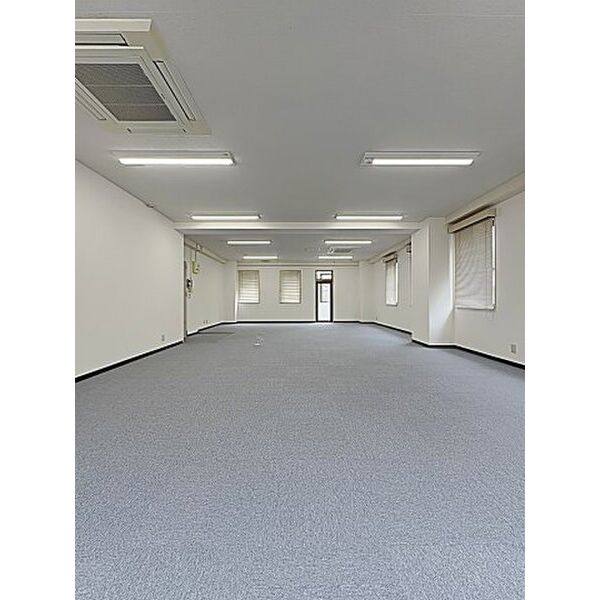 新東名ビル 写真2