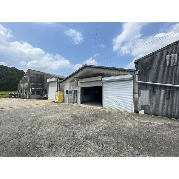 岡崎市保母町安藤様 貸倉庫号室