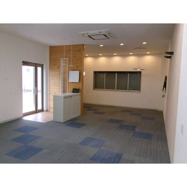 北屋敷事務所(倉庫付き) 号室 写真2