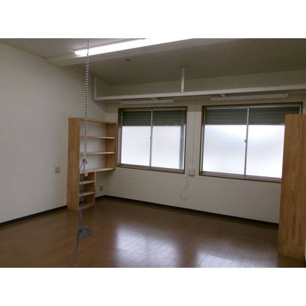 北屋敷事務所(倉庫付き) 号室 写真4